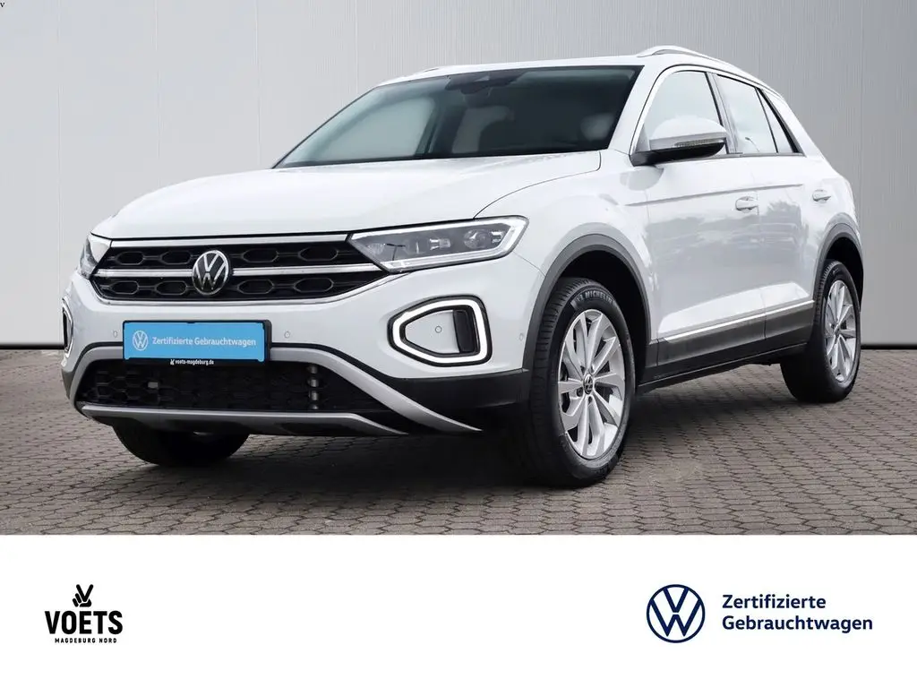 Photo 1 : Volkswagen T-roc 2023 Essence