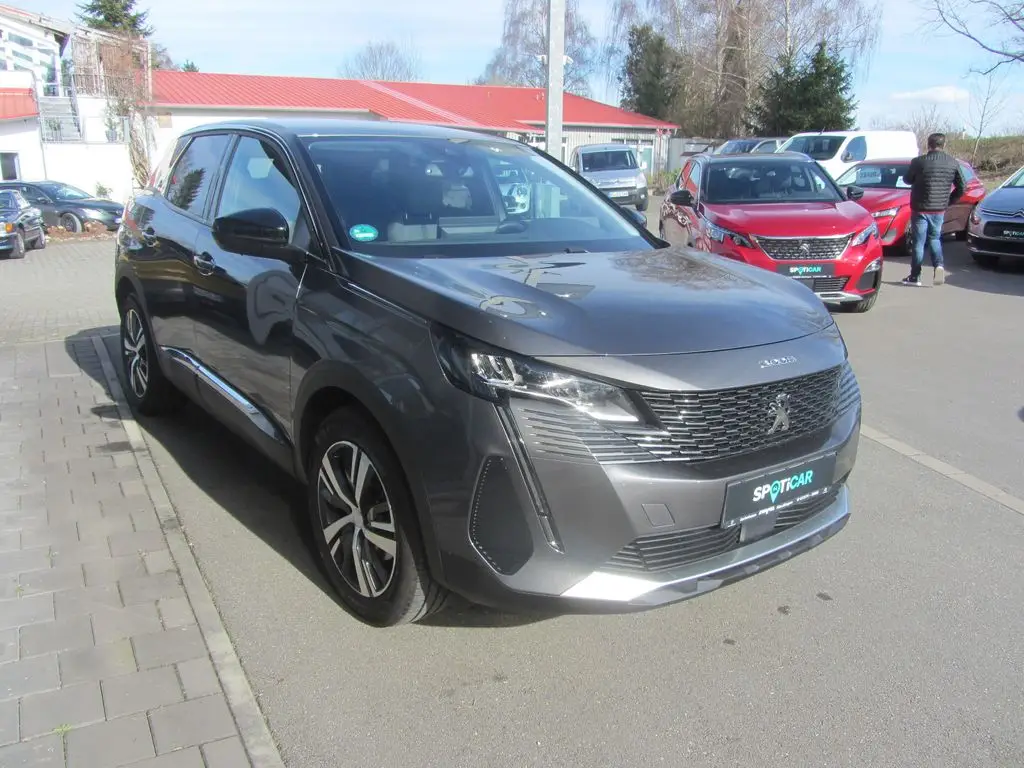 Photo 1 : Peugeot 3008 2023 Diesel