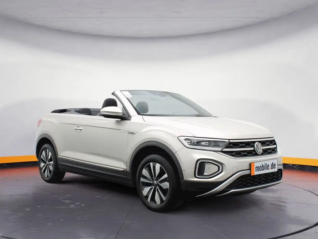 Photo 1 : Volkswagen T-roc 2023 Essence