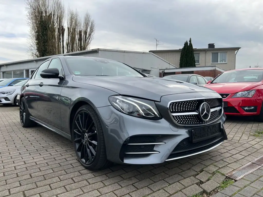 Photo 1 : Mercedes-benz Classe E 2019 Essence