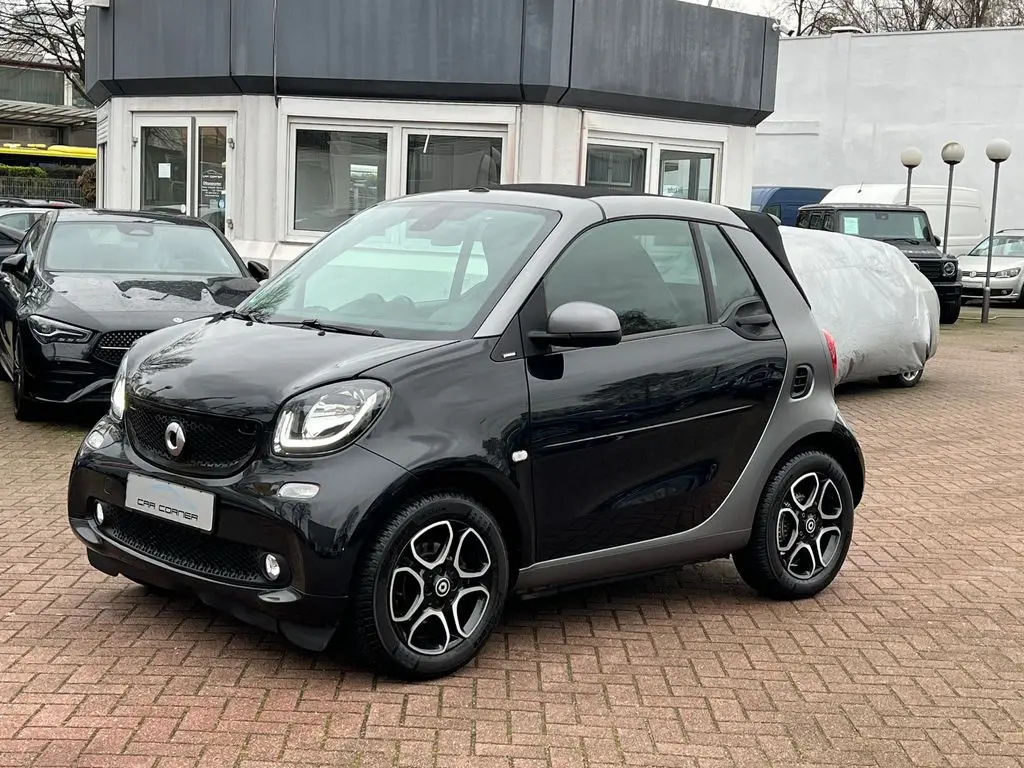 Photo 1 : Smart Fortwo 2018 Petrol