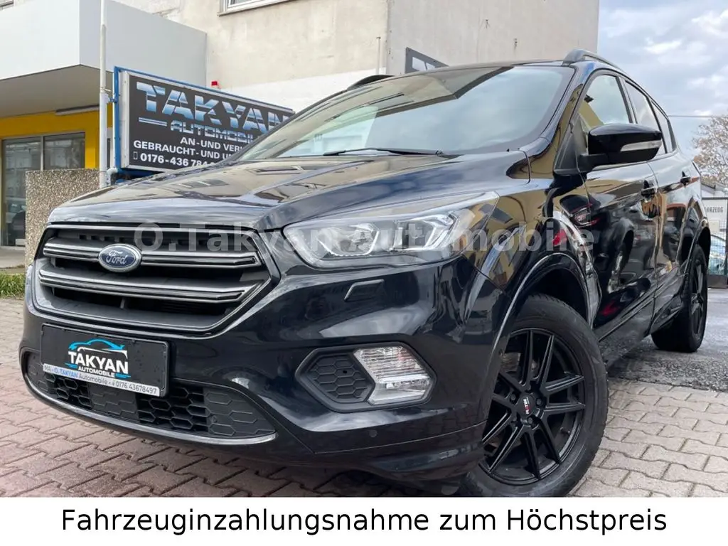 Photo 1 : Ford Kuga 2018 Essence