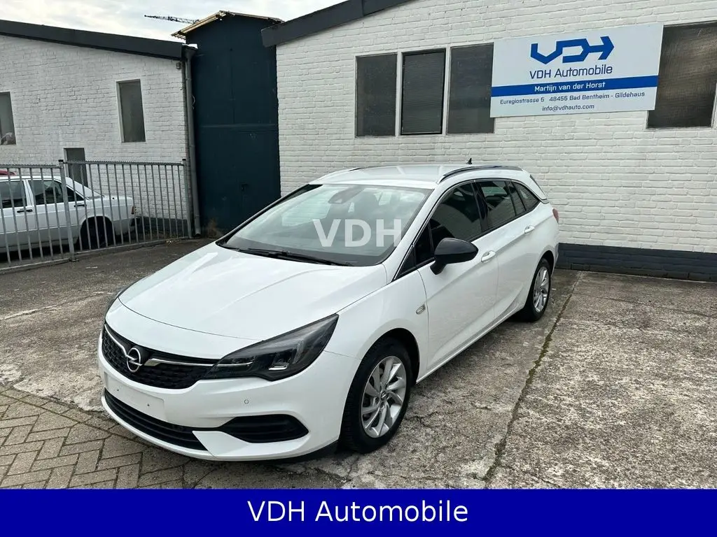 Photo 1 : Opel Astra 2021 Diesel