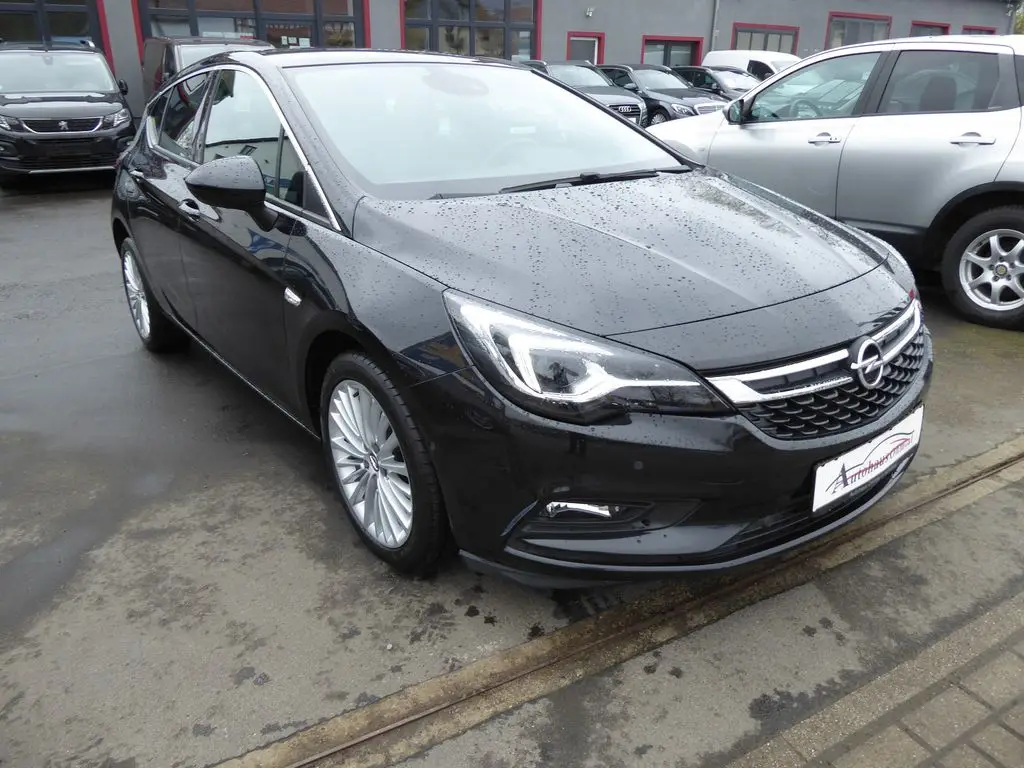 Photo 1 : Opel Astra 2015 Essence