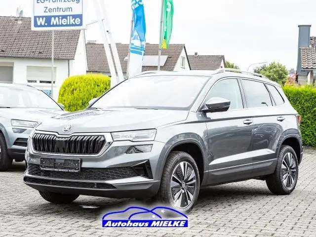 Photo 1 : Skoda Karoq 2023 Essence