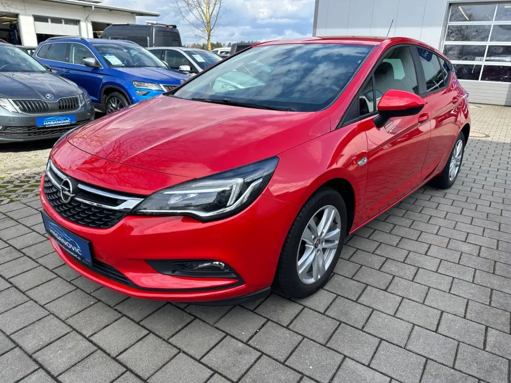 Photo 1 : Opel Astra 2018 Diesel