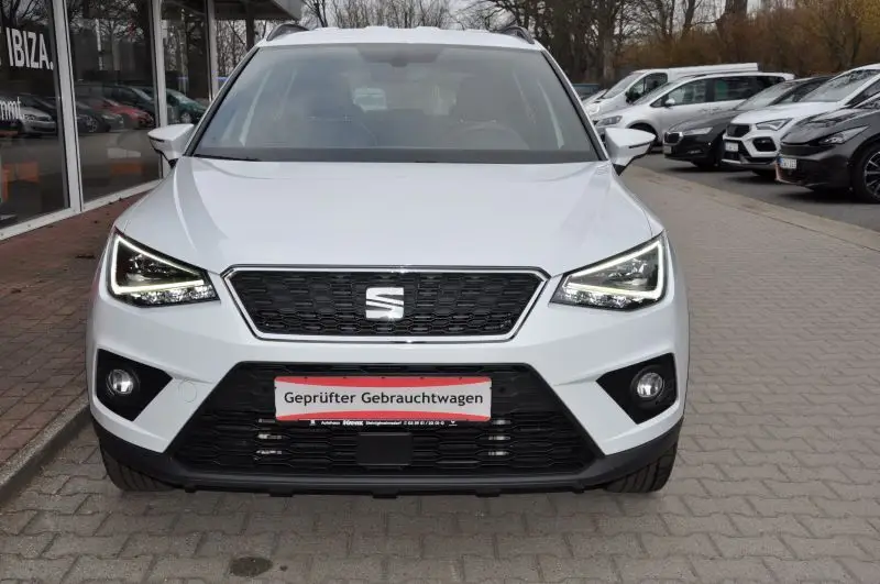 Photo 1 : Seat Arona 2020 Petrol