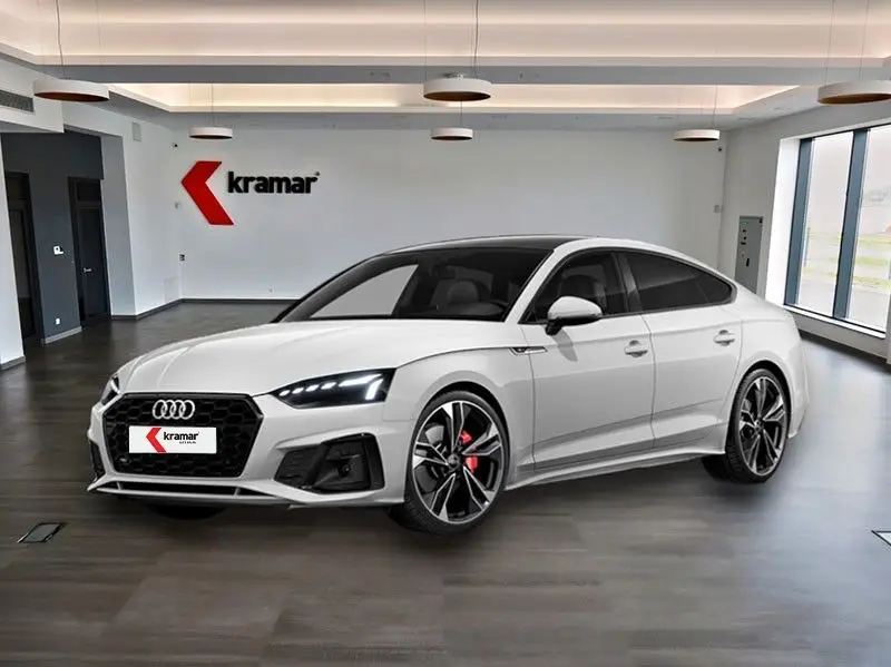 Photo 1 : Audi A5 2023 Essence