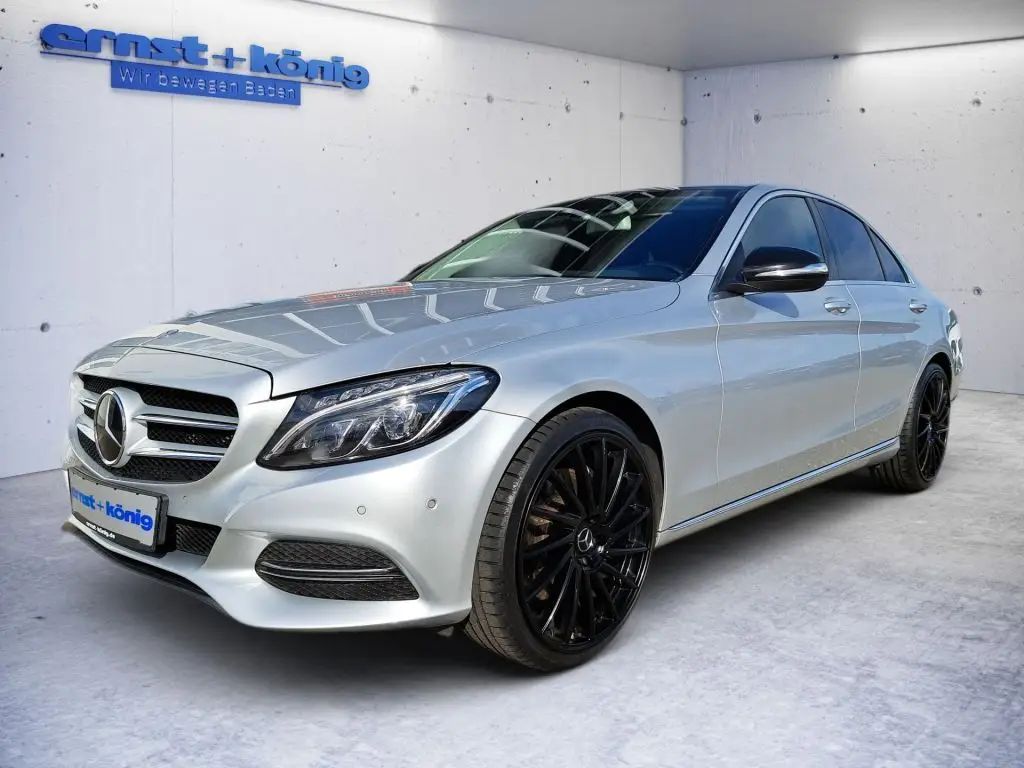 Photo 1 : Mercedes-benz Classe C 2015 Essence