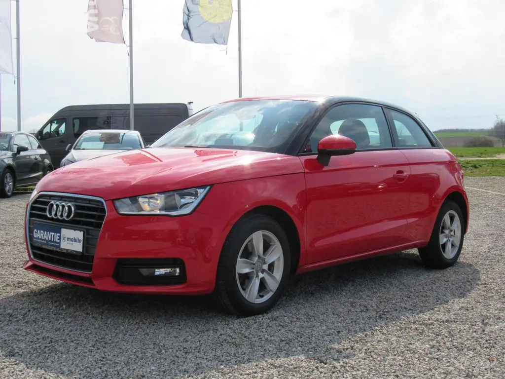 Photo 1 : Audi A1 2016 Petrol