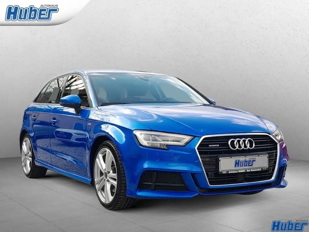 Photo 1 : Audi A3 2020 Petrol