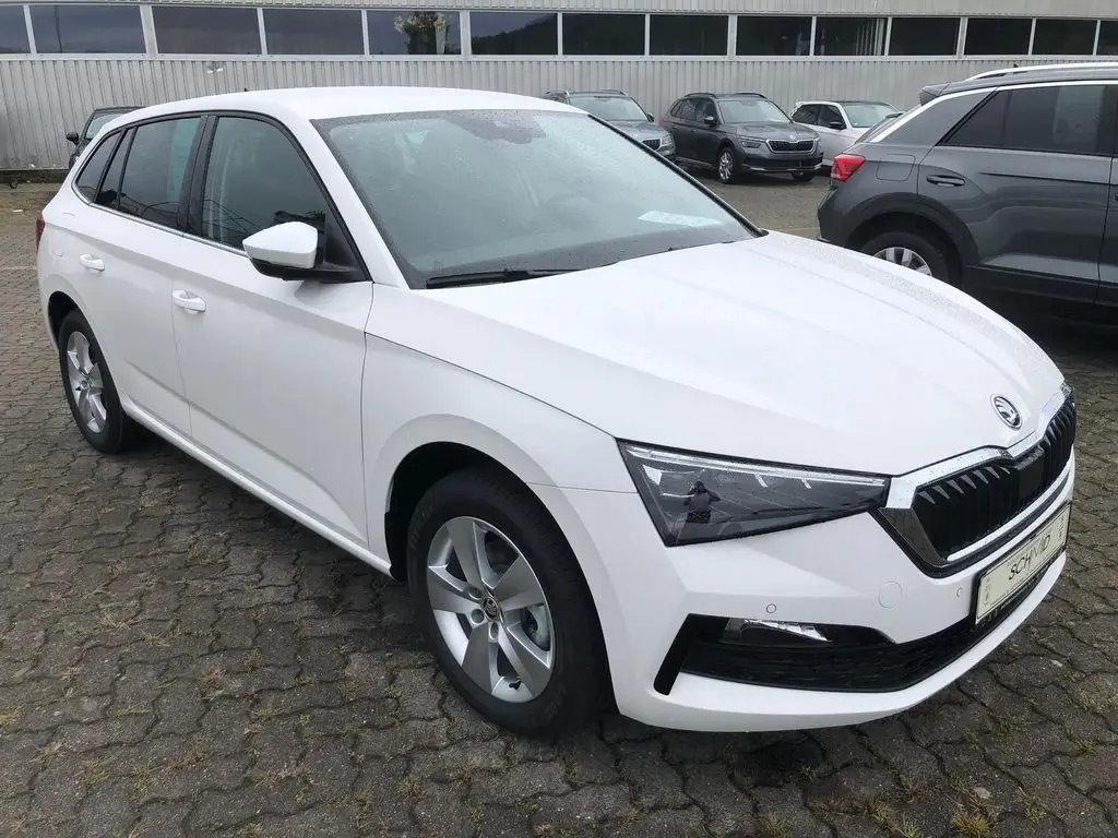 Photo 1 : Skoda Scala 2024 Essence