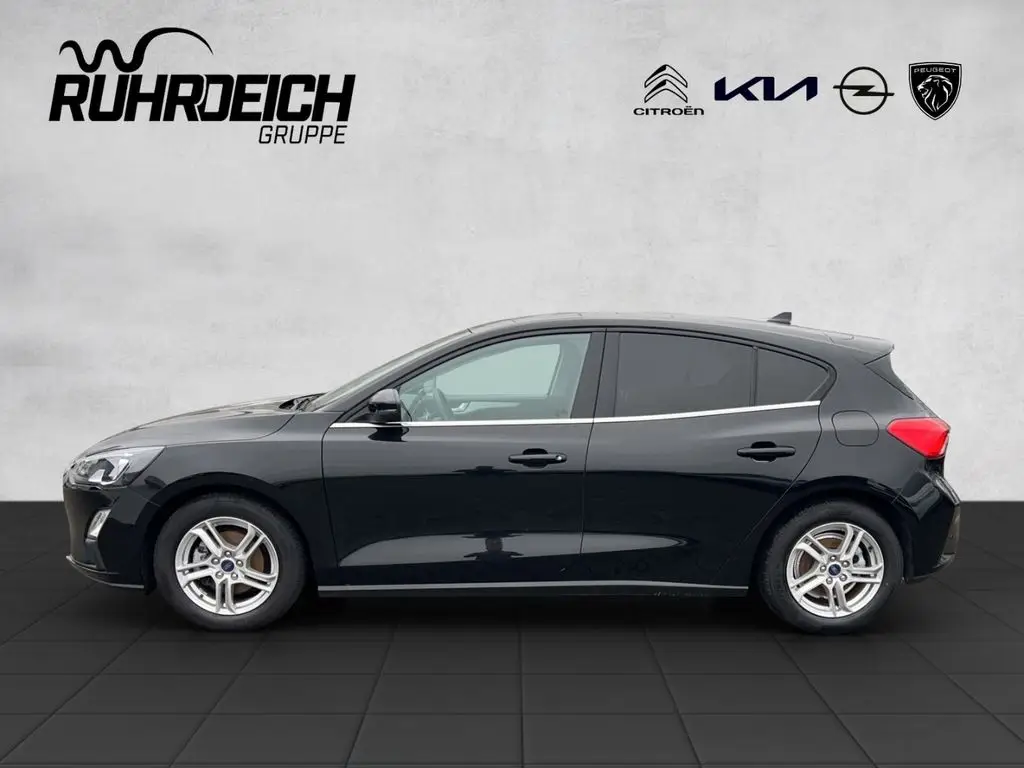 Photo 1 : Ford Focus 2020 Petrol