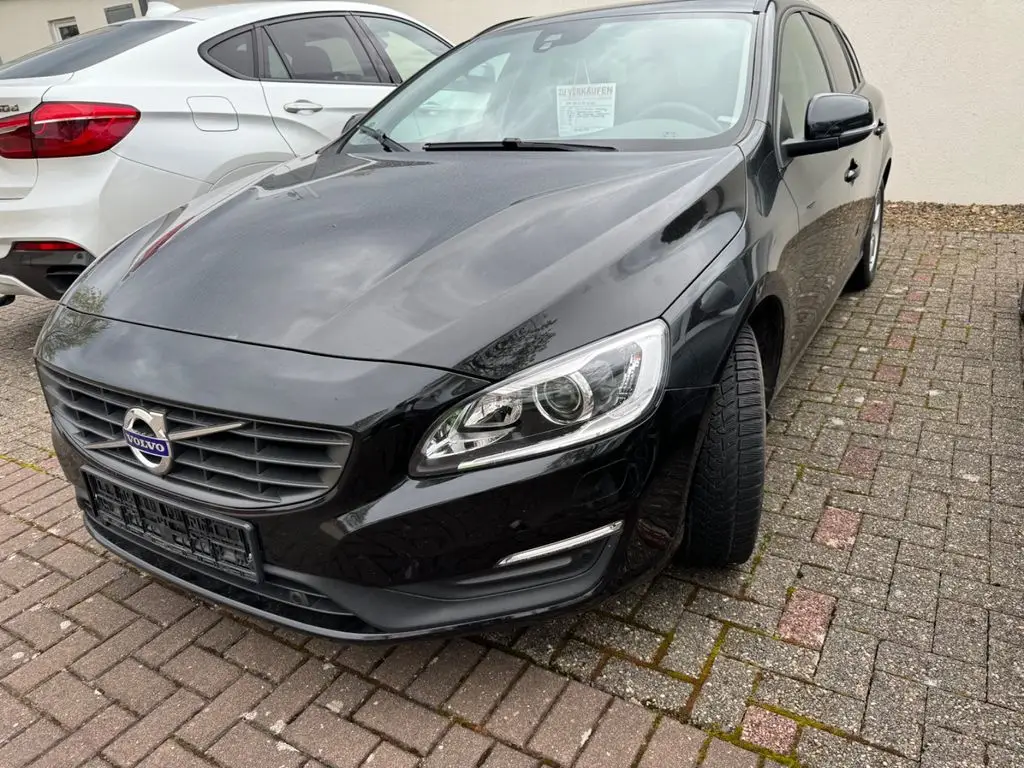 Photo 1 : Volvo V60 2018 Diesel