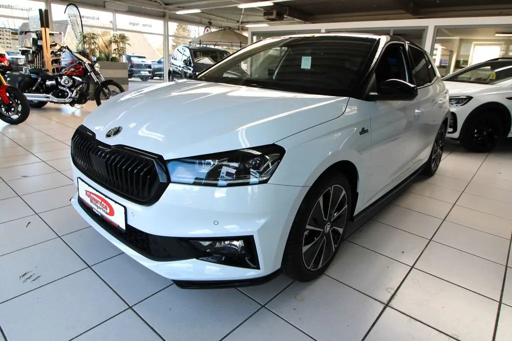 Photo 1 : Skoda Fabia 2024 Essence