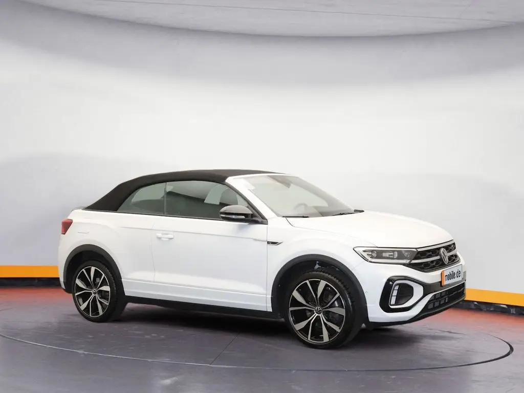 Photo 1 : Volkswagen T-roc 2023 Essence