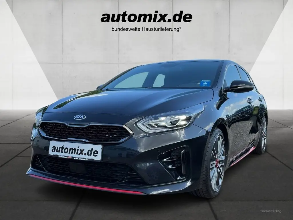 Photo 1 : Kia Proceed 2019 Petrol