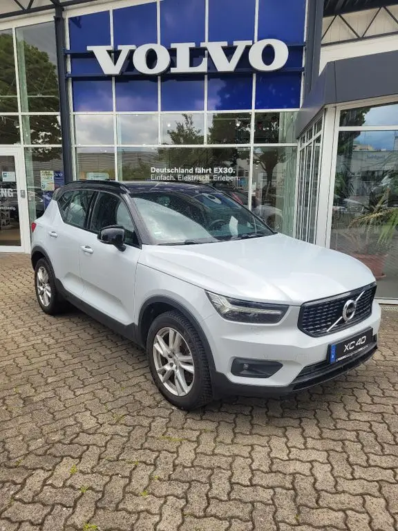 Photo 1 : Volvo Xc40 2021 Hybride