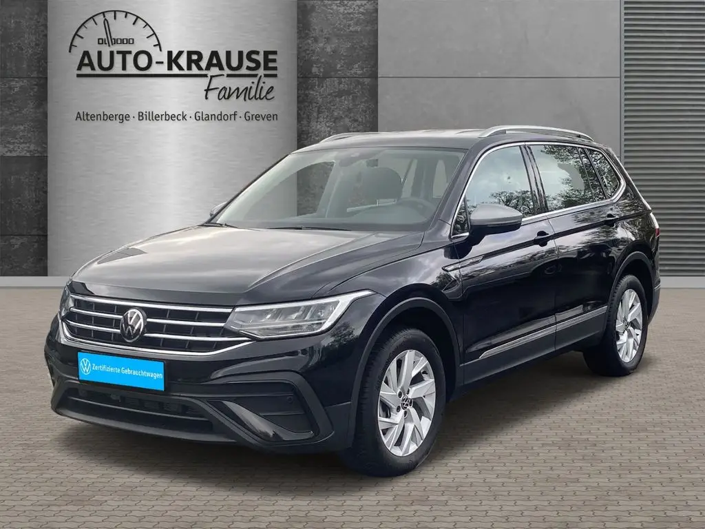 Photo 1 : Volkswagen Tiguan 2023 Essence