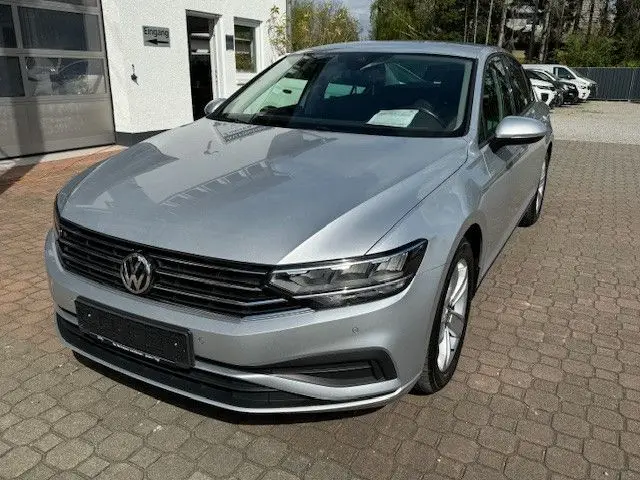 Photo 1 : Volkswagen Passat 2020 Diesel