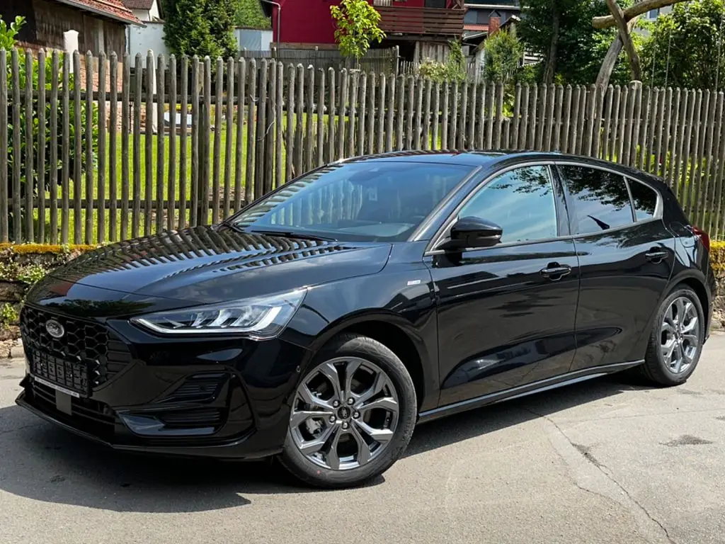 Photo 1 : Ford Focus 2023 Hybrid