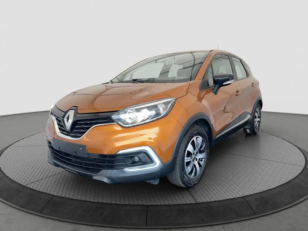 Photo 1 : Renault Captur 2018 Petrol