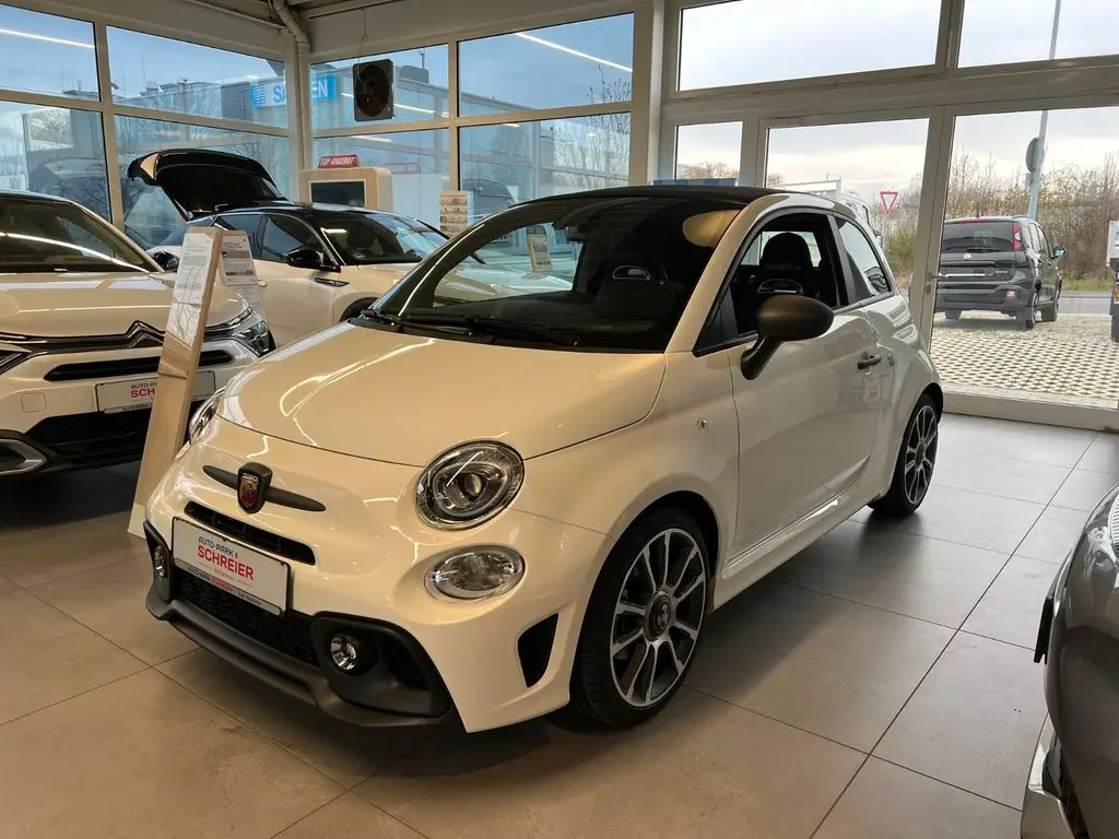 Photo 1 : Abarth 595 2024 Essence