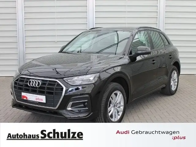 Photo 1 : Audi Q5 2021 Hybride