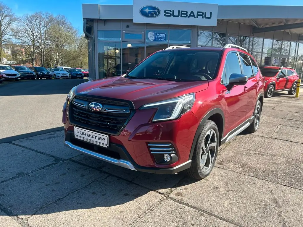 Photo 1 : Subaru Forester 2023 Hybrid