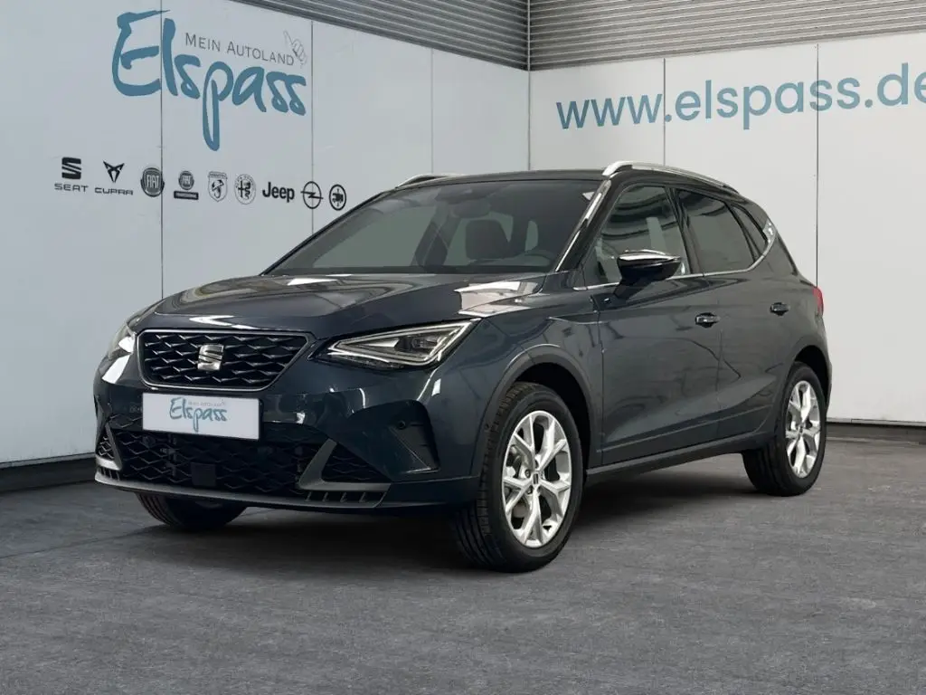 Photo 1 : Seat Arona 2024 Petrol