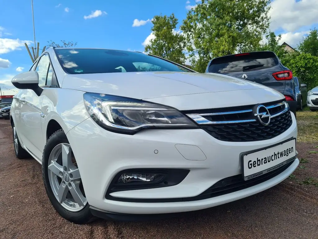 Photo 1 : Opel Astra 2018 Diesel