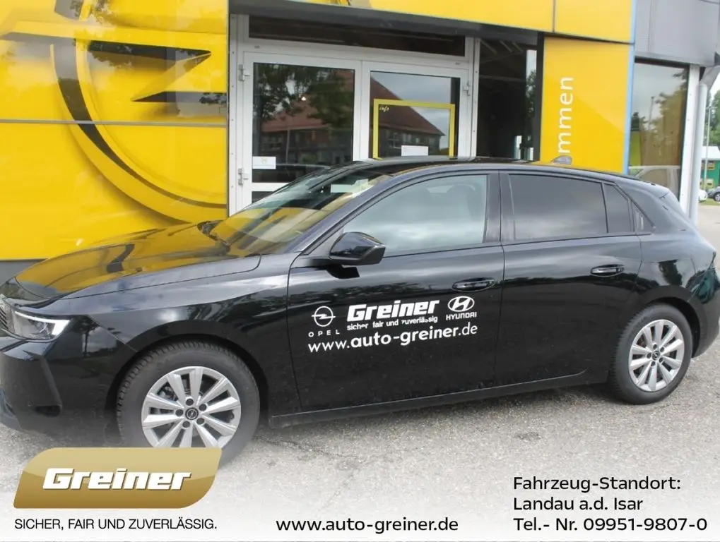 Photo 1 : Opel Astra 2023 Petrol