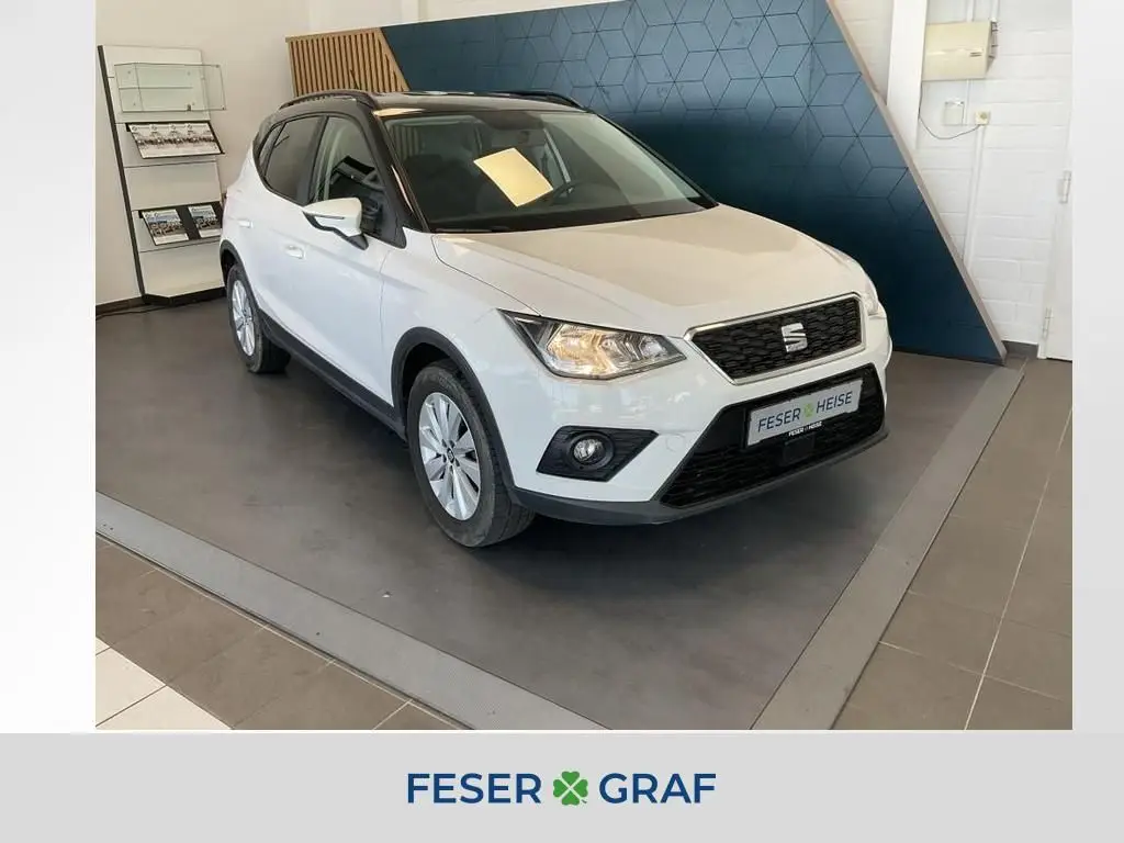 Photo 1 : Seat Arona 2021 Essence