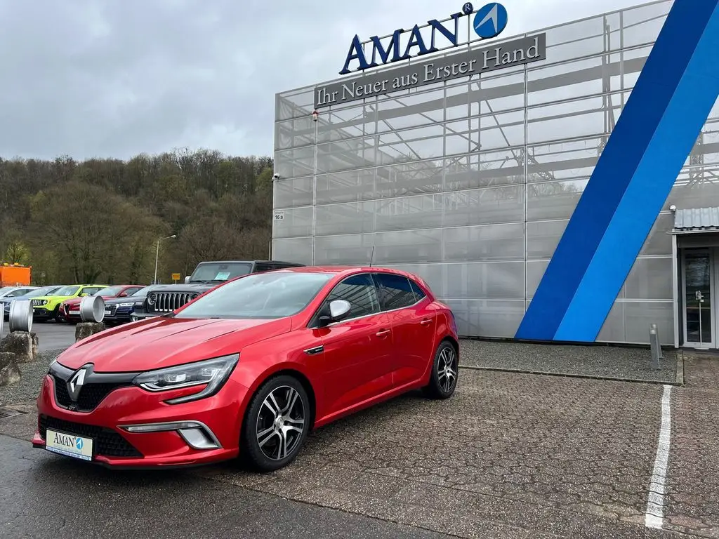 Photo 1 : Renault Megane 2016 Petrol