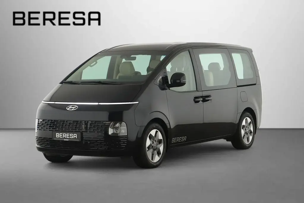 Photo 1 : Hyundai Staria 2023 Diesel