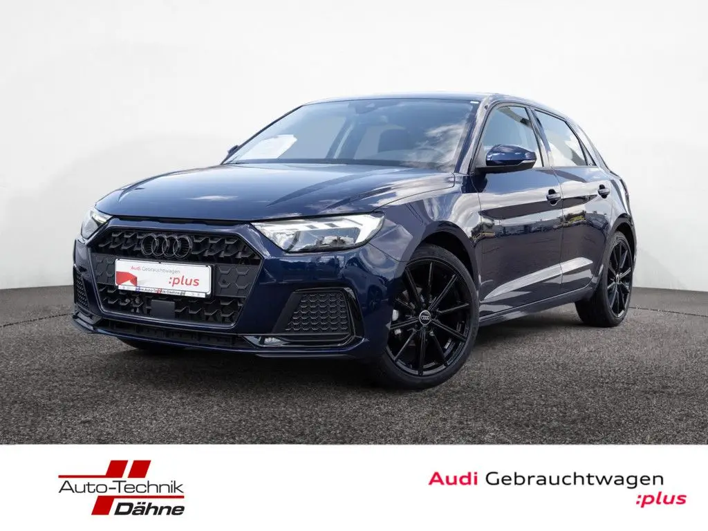 Photo 1 : Audi A1 2023 Essence