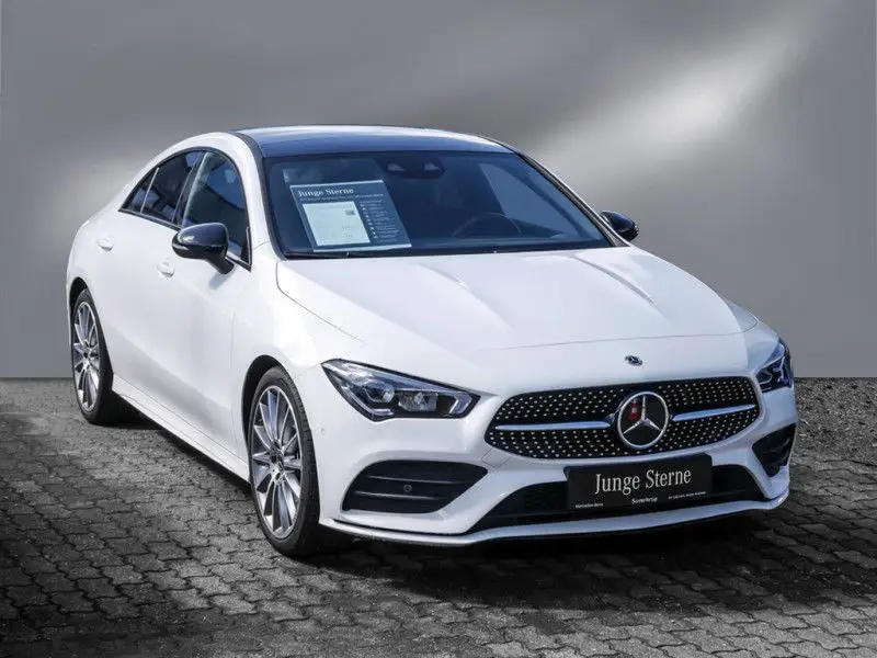 Photo 1 : Mercedes-benz Classe Cla 2022 Petrol