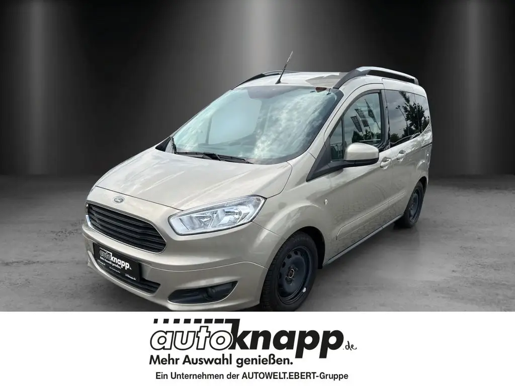 Photo 1 : Ford Tourneo 2016 Petrol