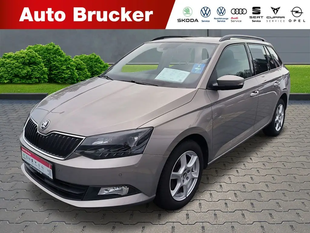 Photo 1 : Skoda Fabia 2018 Essence