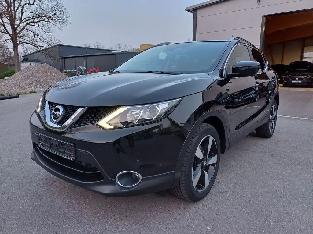 Photo 1 : Nissan Qashqai 2017 Petrol