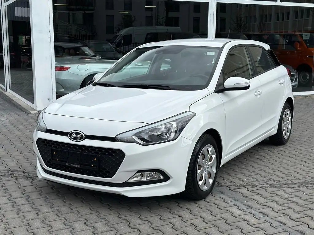 Photo 1 : Hyundai I20 2015 Essence