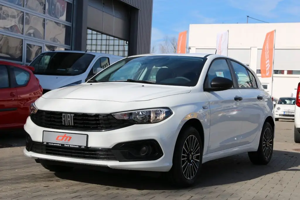 Photo 1 : Fiat Tipo 2023 Essence