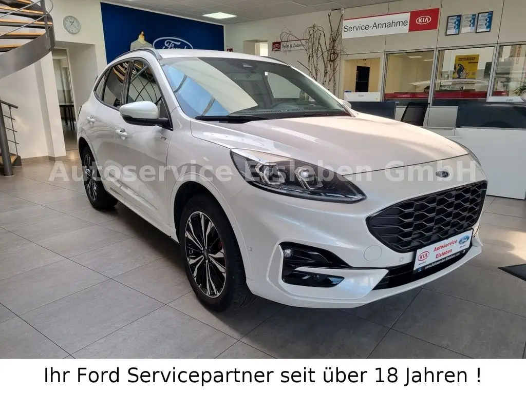 Photo 1 : Ford Kuga 2023 Hybrid