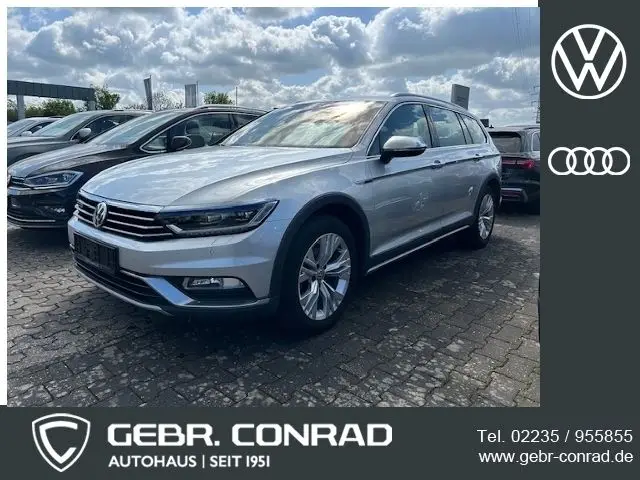 Photo 1 : Volkswagen Passat 2017 Petrol