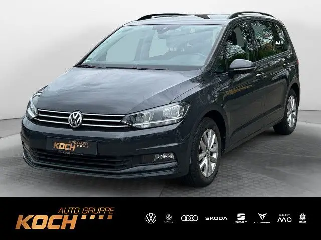 Photo 1 : Volkswagen Touran 2019 Petrol