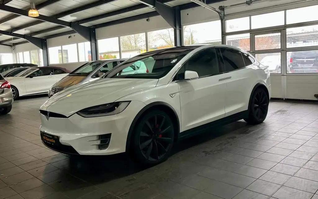 Photo 1 : Tesla Model X 2016 Not specified