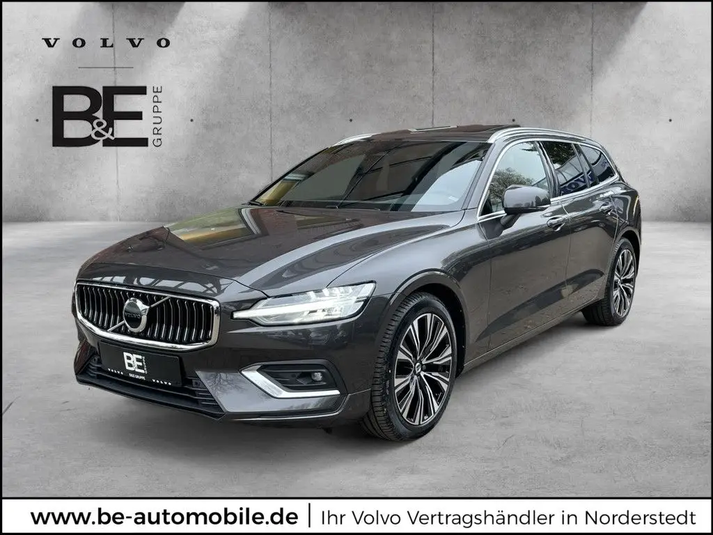 Photo 1 : Volvo V60 2023 Diesel