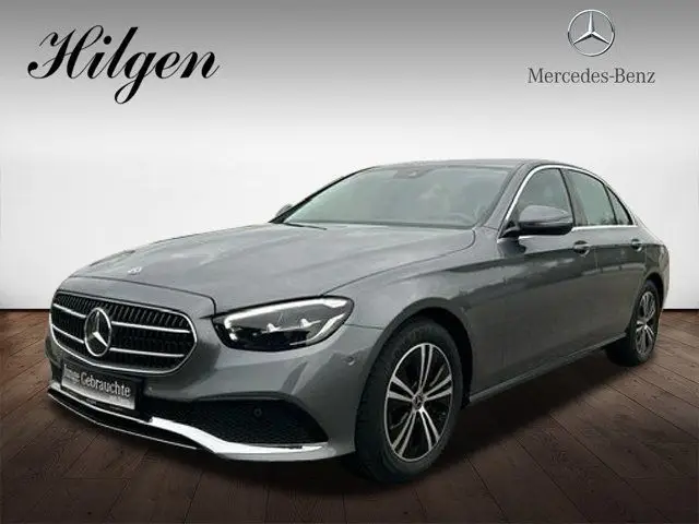 Photo 1 : Mercedes-benz Classe E 2023 Essence