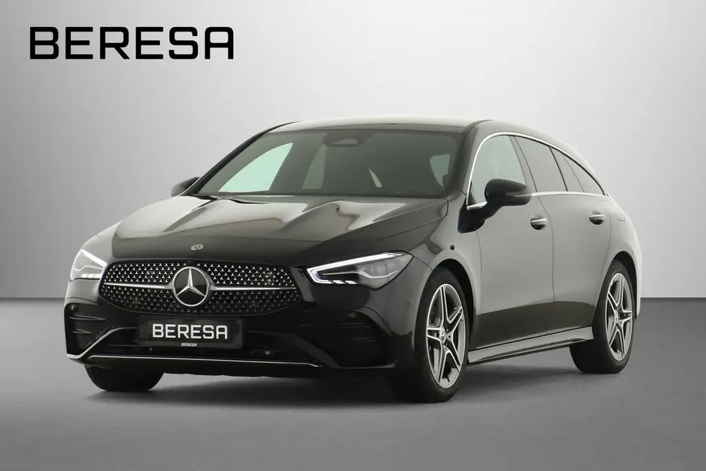 Photo 1 : Mercedes-benz Classe Cla 2024 Petrol