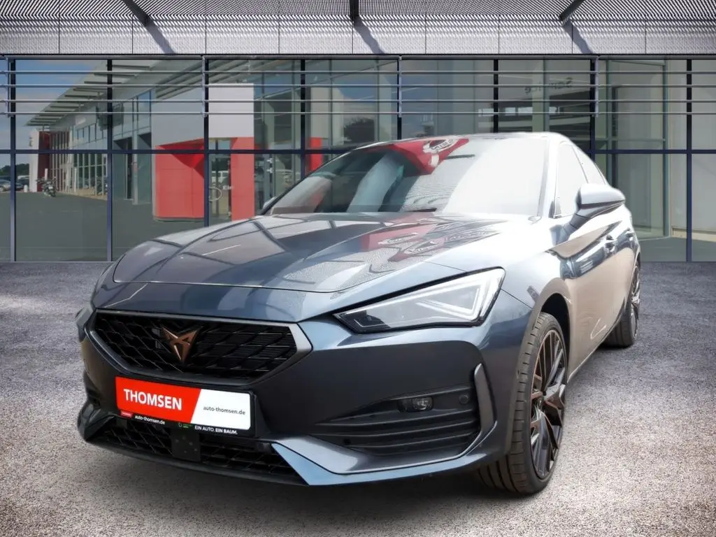 Photo 1 : Cupra Leon 2023 Petrol